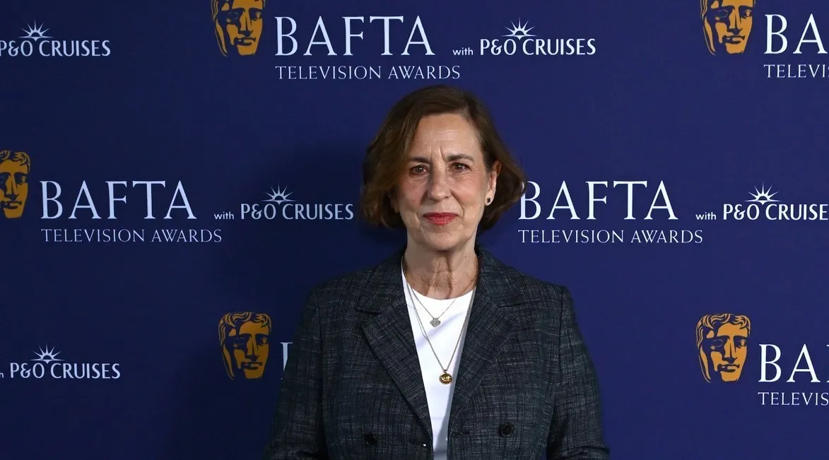 BAFTAフェローシップを受け取るためのカースティワーク:放送局とジャーナリストは、ブリティッシュアカデミーの最高の栄誉を授与されます